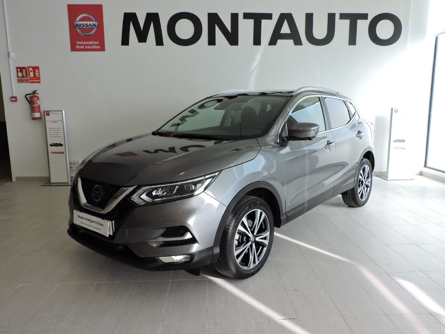 NISSAN QASHQAI Gris / Plata Gasolina Manual Berlina 5 puertas 2021